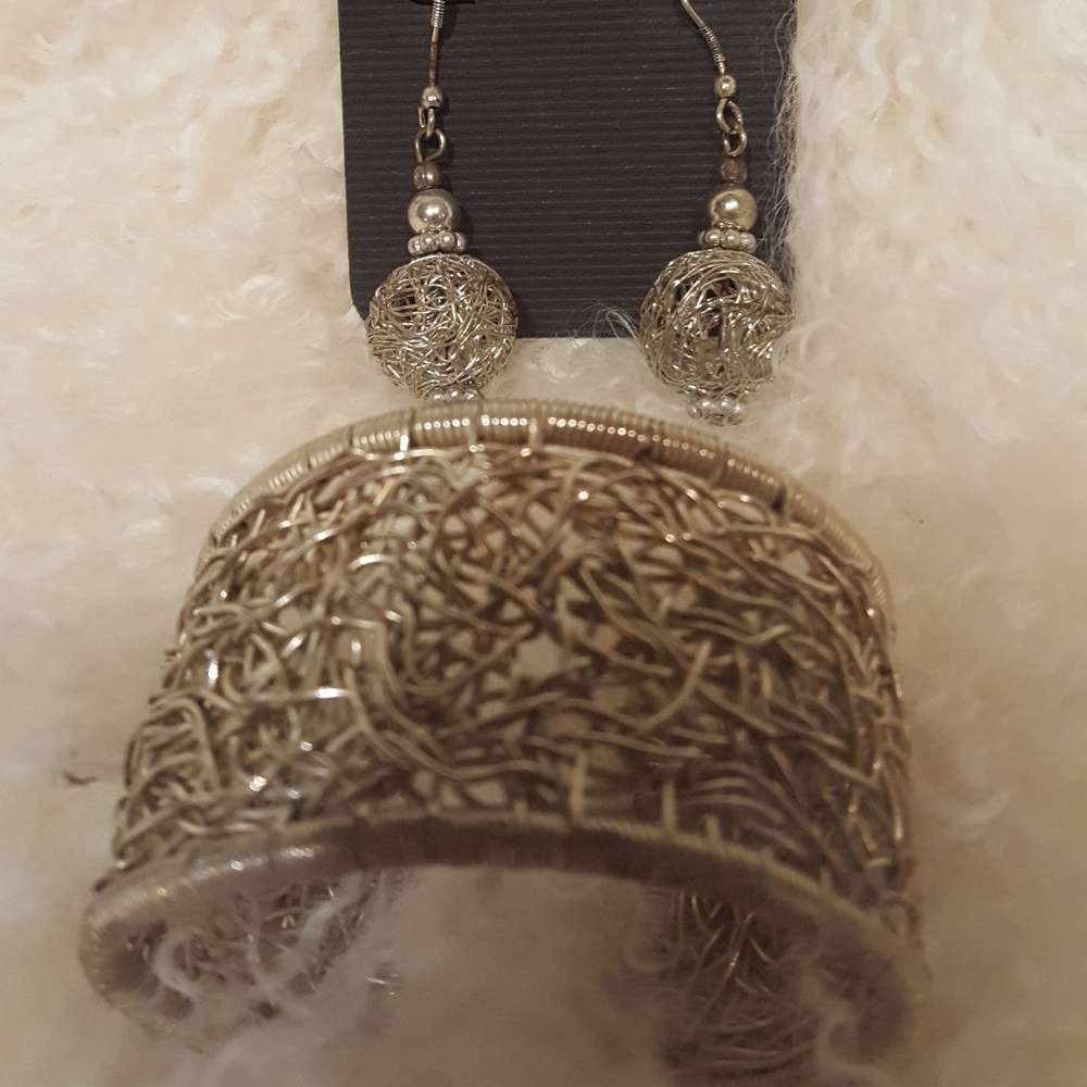 Sterling cuff bracelet w/ earrings